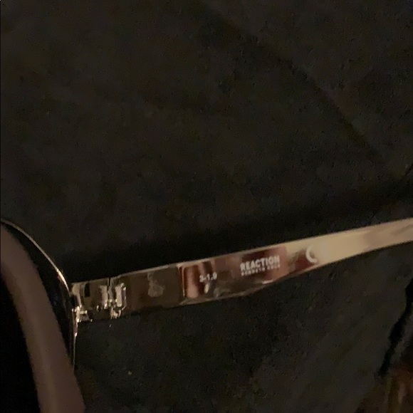 New Kenneth Cole Sunglass - Picture 3 of 3